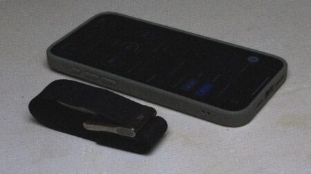 whoop mg and iphone app